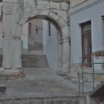 Casa Tigor アパート